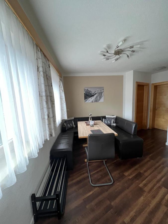 Апартаменты Haus Abendrot Санкт-Антон-ам-Арльберг Экстерьер фото